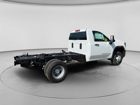 New 2026 GMC Sierra 3500 Pro w/ Snow Plow Prep Package AWD/4WD image 5