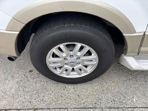 Used 2010 Ford Expedition EL Eddie Bauer AWD/4WD image 27