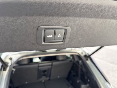 Used 2024 Mitsubishi Outlander SE Black Edition image 13