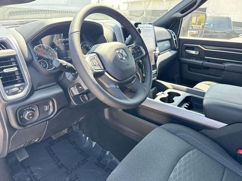 New 2025 RAM 2500 Big Horn AWD/4WD image 25