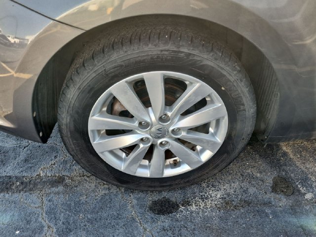 Used 2016 Kia Forte Koup EX FWD image 7