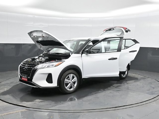 Used 2025 Nissan Kicks Play S FWD image 46
