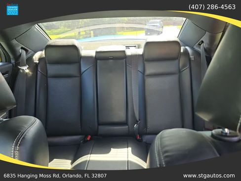 Used 2020 Chrysler 300 S w/ 300S Premium Group 2 RWD image 15