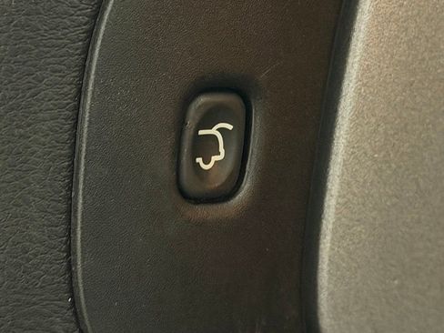 Used 2016 Jeep Cherokee Trailhawk w/ Comfort/Convenience Group AWD/4WD image 20