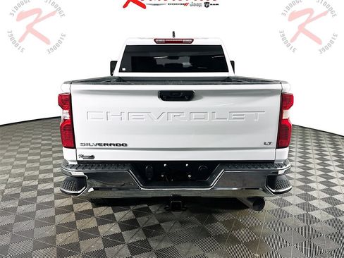 Used 2024 Chevrolet Silverado 2500 LT image 6