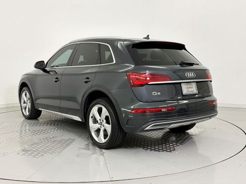 Used 2021 Audi Q5 2.0T Premium Plus w/ Premium Plus Package AWD/4WD image 3