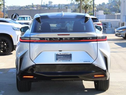 Certified 2025 Lexus RZ 450e image 18