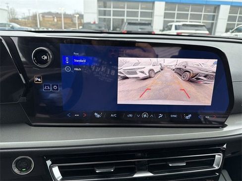 New 2026 Chevrolet Traverse LT w/ LPO, Floor Liner Package image 25