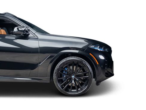 Used 2025 BMW X6 M60i w/ Parking Assistance Package image 30