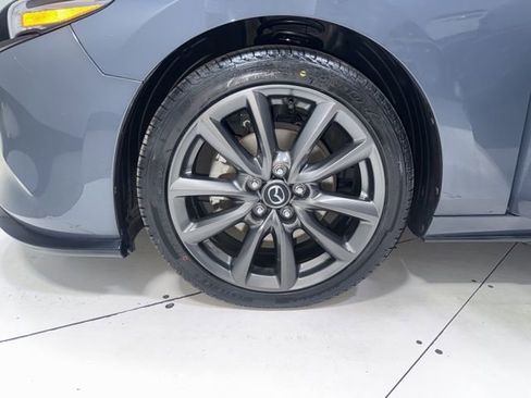 Used 2022 MAZDA MAZDA3 s image 8