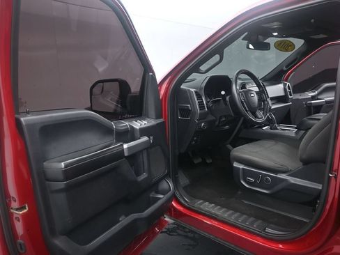 Used 2018 Ford F150 XLT w/ Equipment Group 302A Luxury AWD/4WD image 12
