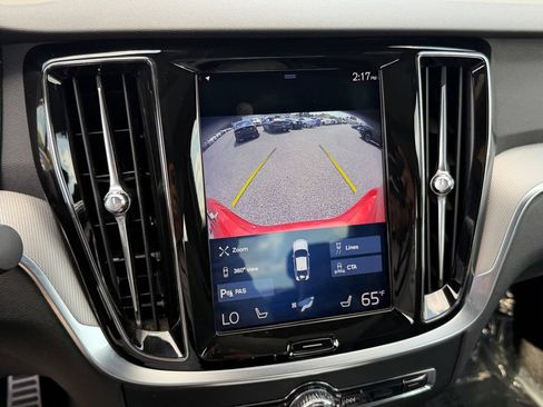 Used 2019 Volvo S60 T6 R-Design AWD/4WD image 22