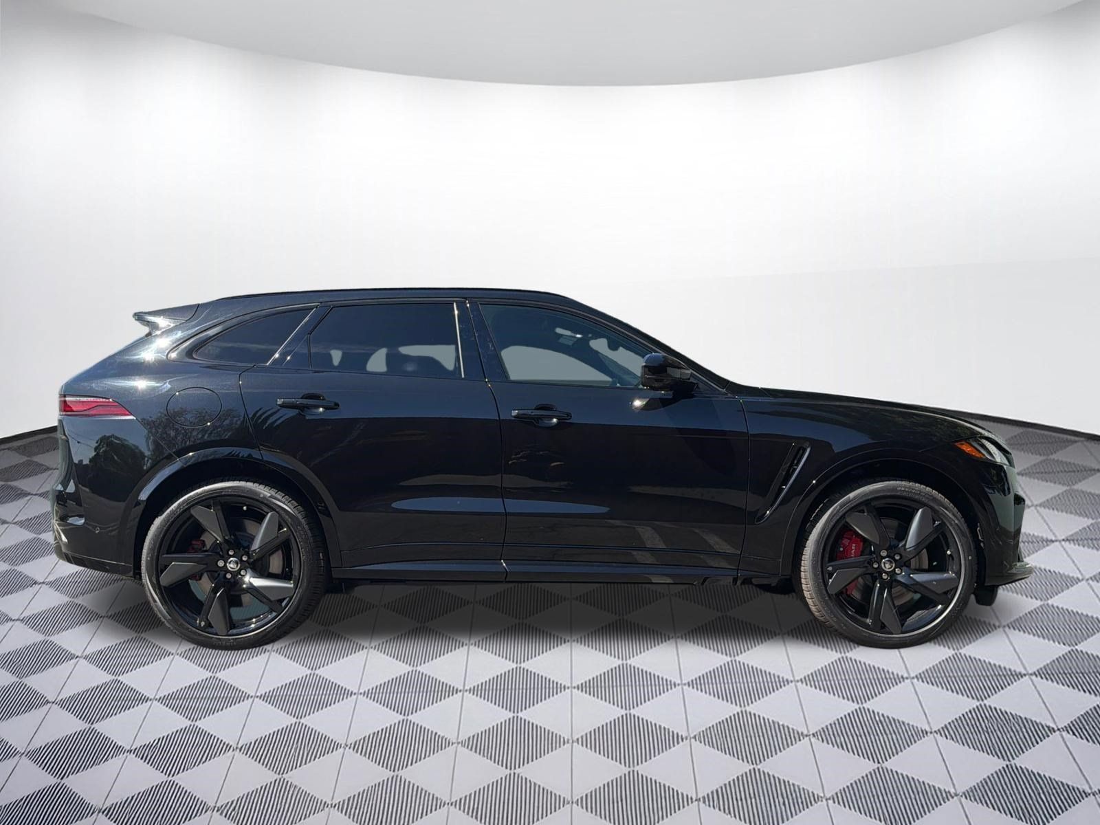 New 2026 Jaguar F-PACE SVR 575 Edition AWD/4WD image 7