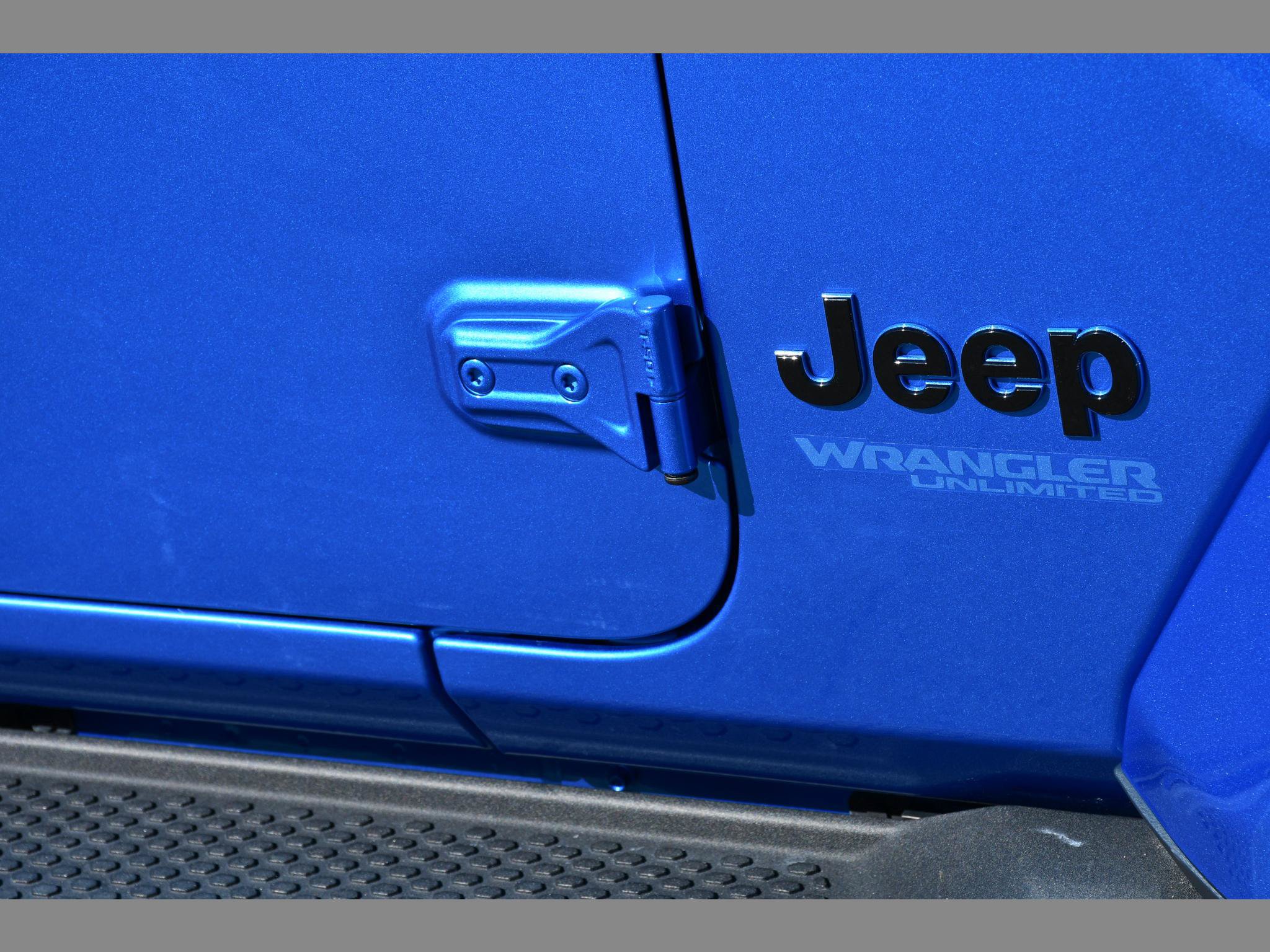 Used 2022 Jeep Wrangler Unlimited Sahara AWD/4WD image 29