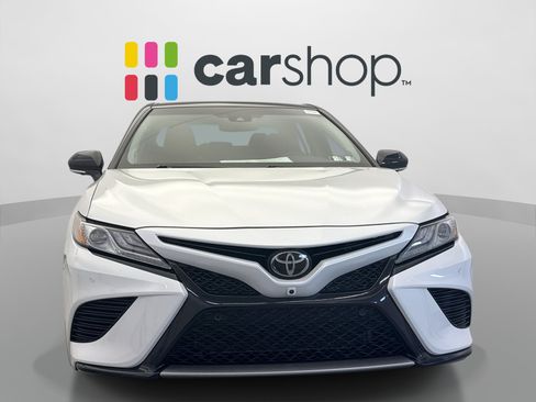 Used 2018 Toyota Camry XSE w/ Driver Assist Package FWD image 8