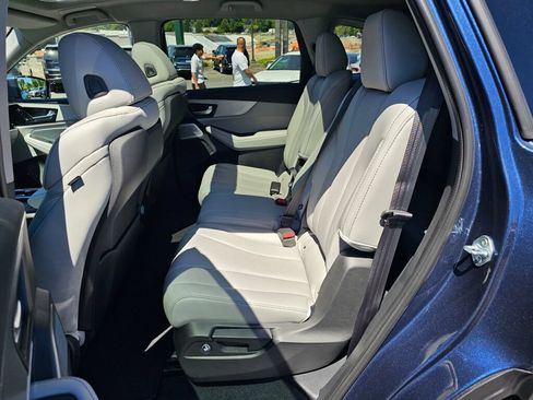 Used 2025 Acura MDX SH-AWD w/ Technology Package image 25