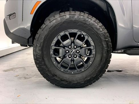 Used 2024 Nissan Frontier S image 8