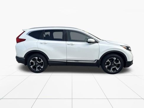 Used 2018 Honda CR-V Touring image 10