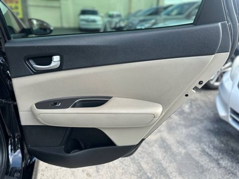 Used 2018 Kia Optima LX FWD image 23