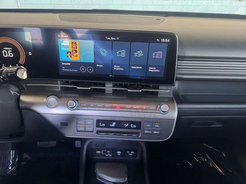 Used 2025 Hyundai Kona SEL image 21