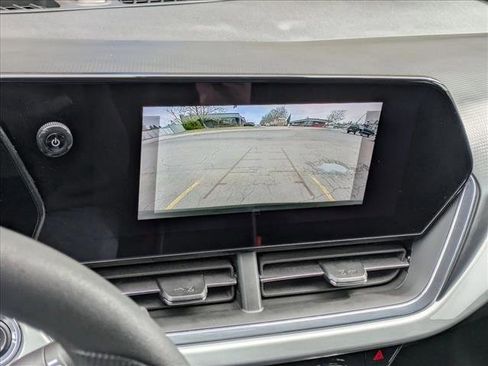 Used 2025 Chevrolet Trax LT image 19