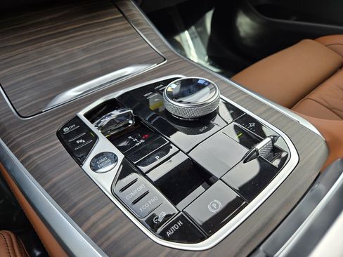 New 2026 BMW X5 xDrive40i w/ Executive Package AWD/4WD image 24