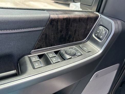Used 2026 Ford F250 Lariat AWD/4WD image 18