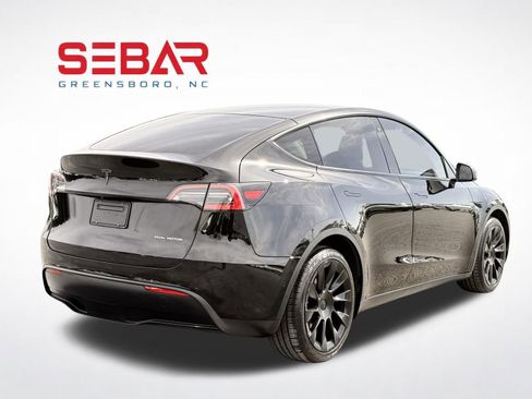 Used 2020 Tesla Model Y Long Range image 6