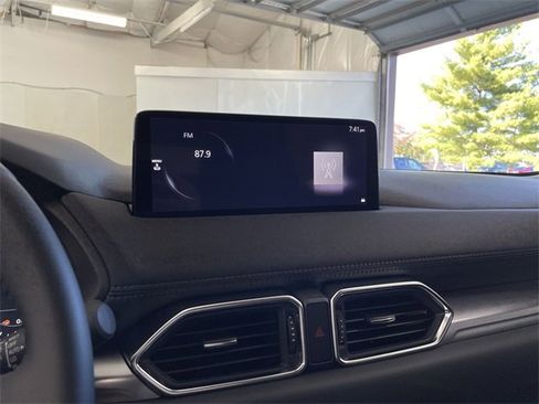 New 2025 MAZDA CX-5 AWD 2.5 S w/ Select Package image 23