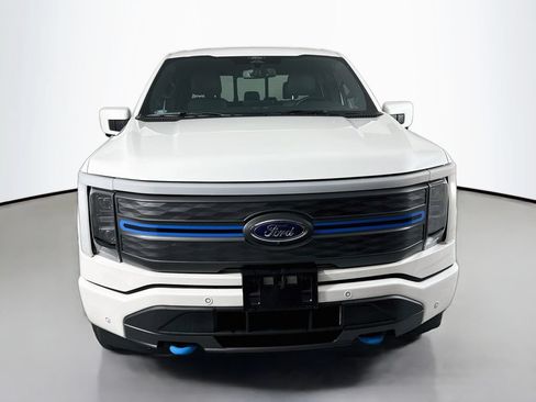 Used 2022 Ford F150 Lightning Lariat AWD/4WD image 6