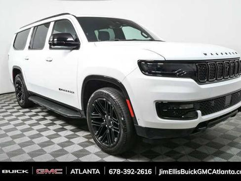 Used 2024 Jeep Wagoneer L Series II w/ Convenience Group I AWD/4WD image 1