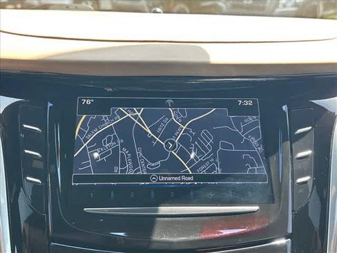 Used 2020 Cadillac Escalade Platinum RWD image 29