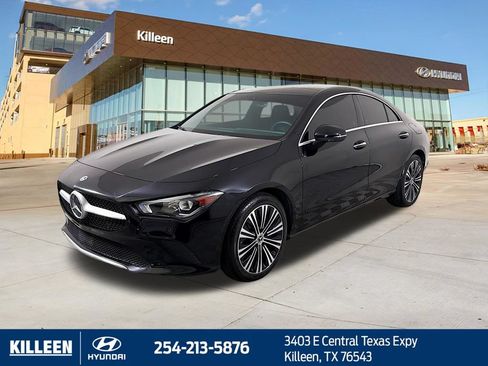 Used 2021 Mercedes-Benz CLA 250 image 3