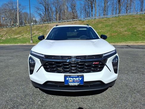 Used 2024 Chevrolet Trax RS w/ Driver Confidence Package image 8