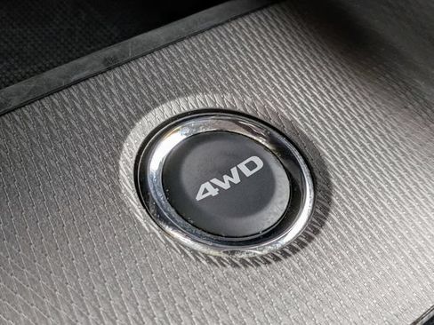 Used 2024 Mitsubishi Outlander Sport ES AWD/4WD image 23