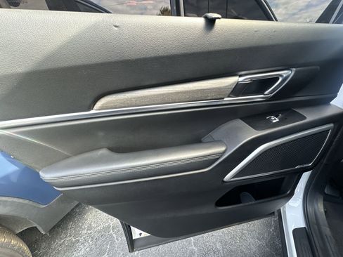 Certified 2022 Kia Telluride EX w/ EX Premium Package image 31