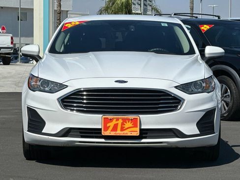Used 2020 Ford Fusion SE FWD image 8