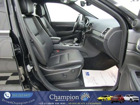 Used 2020 Jeep Grand Cherokee Limited w/ Luxury Group II image 42