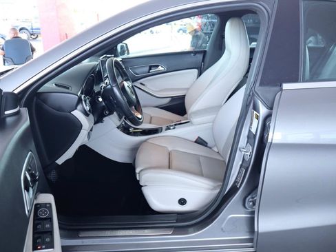 Used 2016 Mercedes-Benz CLA 250 image 15