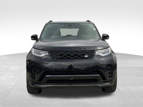 New 2024 Land Rover Discovery Dynamic SE image 12