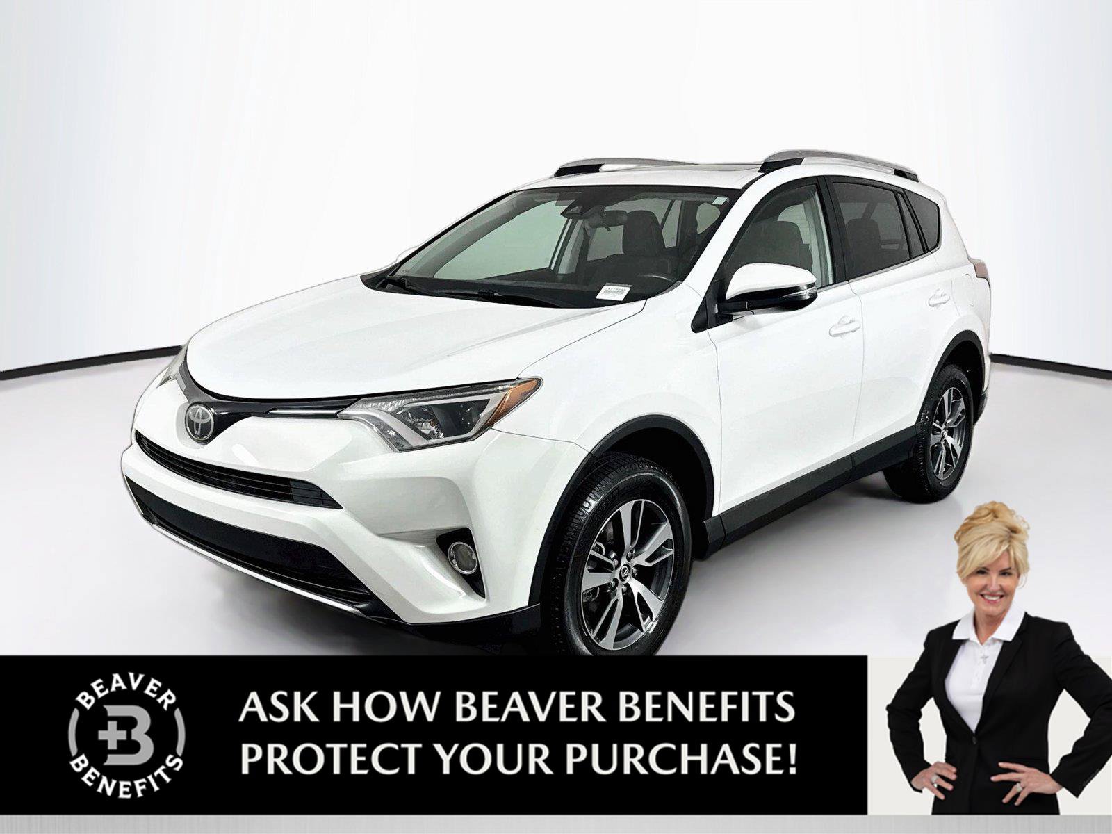 Used 2018 Toyota RAV4 XLE FWD image 1