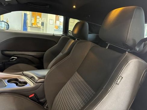 Used 2020 Dodge Challenger R/T RWD image 15