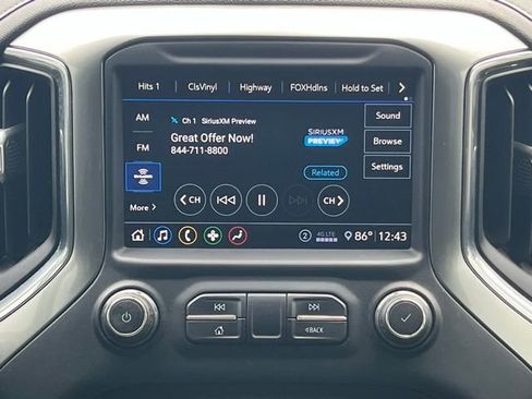 Used 2020 Chevrolet Silverado 2500 LT w/ Texas Edition AWD/4WD image 24