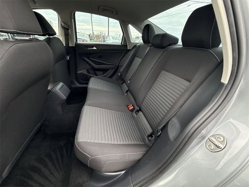 Used 2022 Volkswagen Jetta S image 22