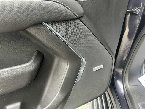 Used 2023 GMC Yukon AT4 w/ AT4 Premium Package image 24