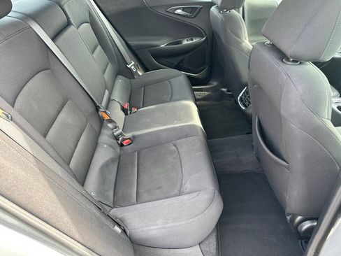 Used 2023 Chevrolet Malibu LT image 15