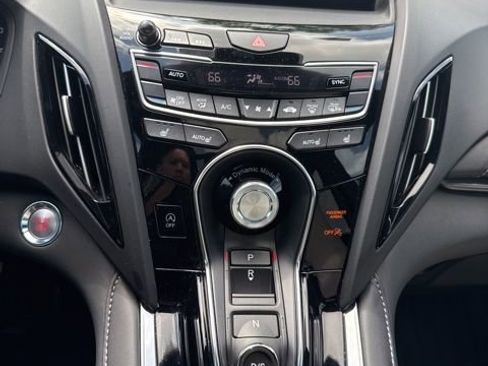 Used 2025 Acura RDX SH-AWD image 7