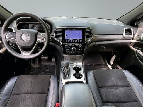 Used 2019 Jeep Grand Cherokee Altitude AWD/4WD image 32