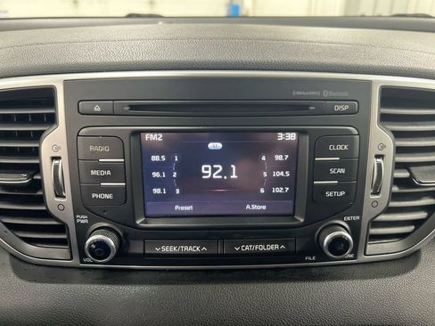 Used 2018 Kia Sportage LX AWD/4WD image 15