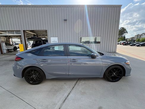 Certified 2026 Honda Civic Sport image 9